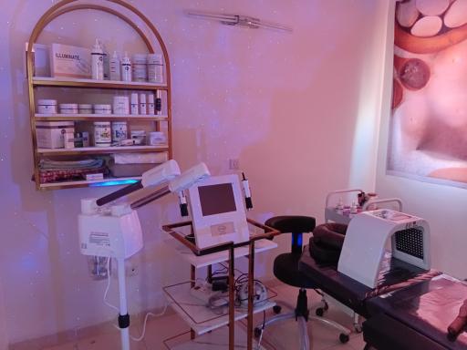 عکس خانه فیشال و ماساژ صوفی