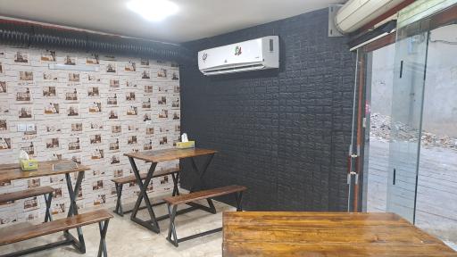 عکس رستوران فست فود پانی فود 