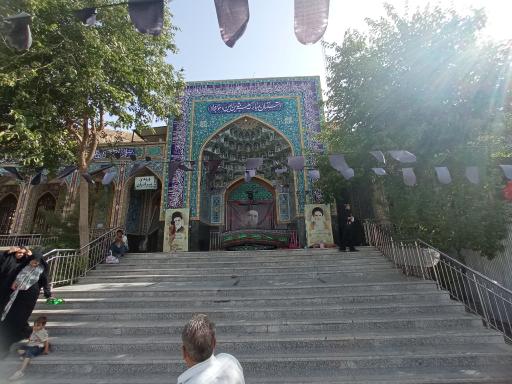 عکس آرامگاه خواجه مراد