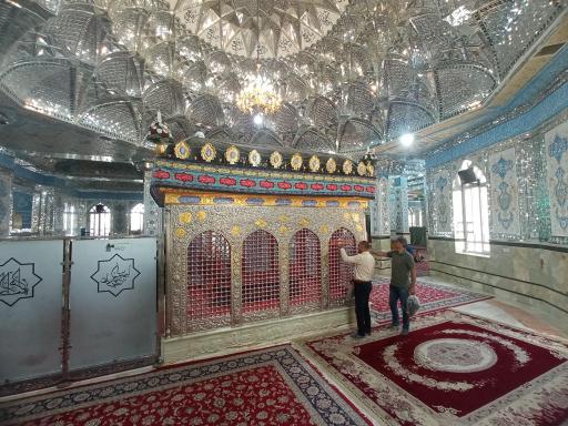 عکس آرامگاه خواجه مراد
