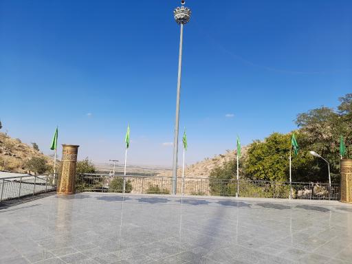 عکس آرامگاه خواجه مراد