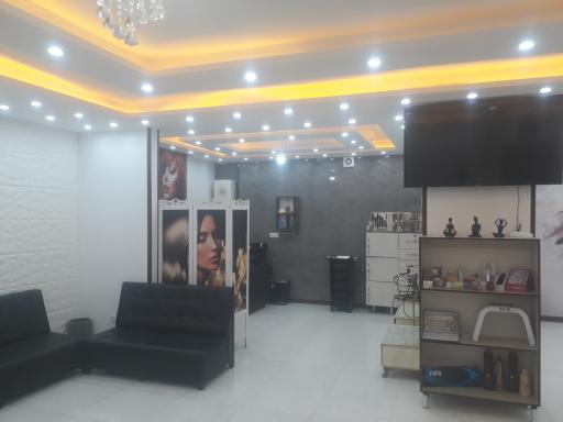 عکس سالن زیبایی روژان