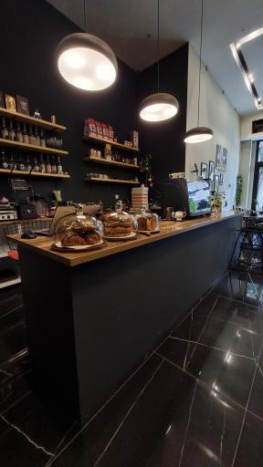 عکس کافه رایمون