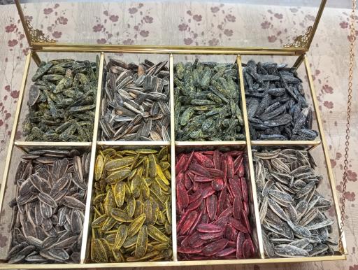 عکس تخمه فروشی بایسته