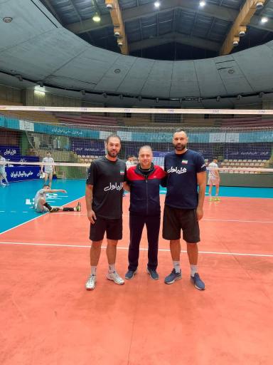 عکس آکادمی والیبال لاهوتی