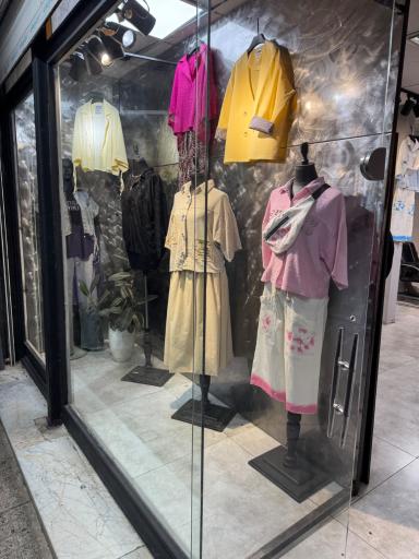 عکس بوتیک شاین