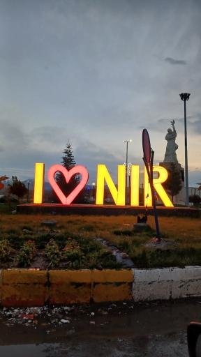عکس میدان ولیعصر نیر