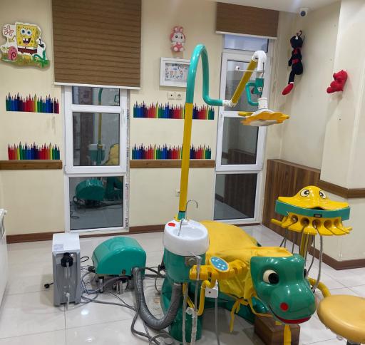 عکس مطب دندانپزشکی تخصصی کودکان دکتر نعیمه تیموری