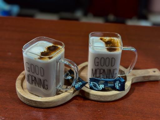 عکس کافی شاپ آرش