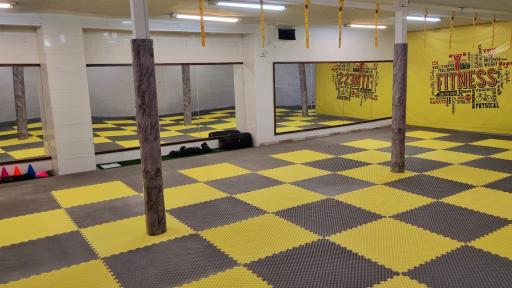 عکس باشگاه ورزشی اقتدار