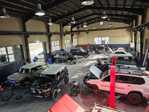 عکس فروشگاه و گاراژ آفرودشاپ