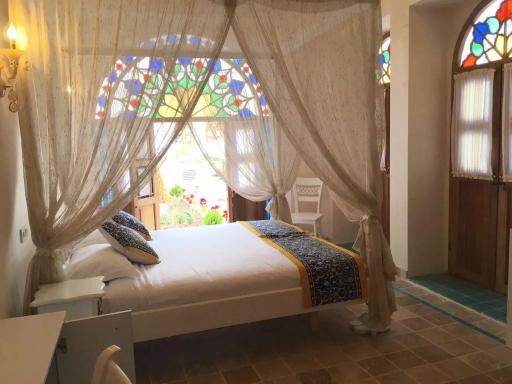 عکس هتل آریانا کاشان