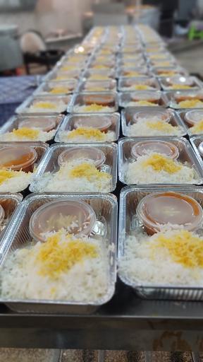 عکس تهیه غذای عید