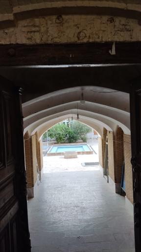 عکس ورودی بازار بزرگ کاشان 