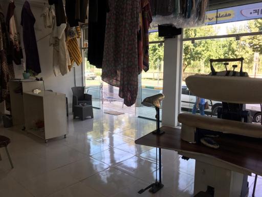 عکس خشکشویی هما اکسپرس