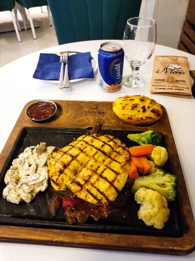 عکس هتل سارای