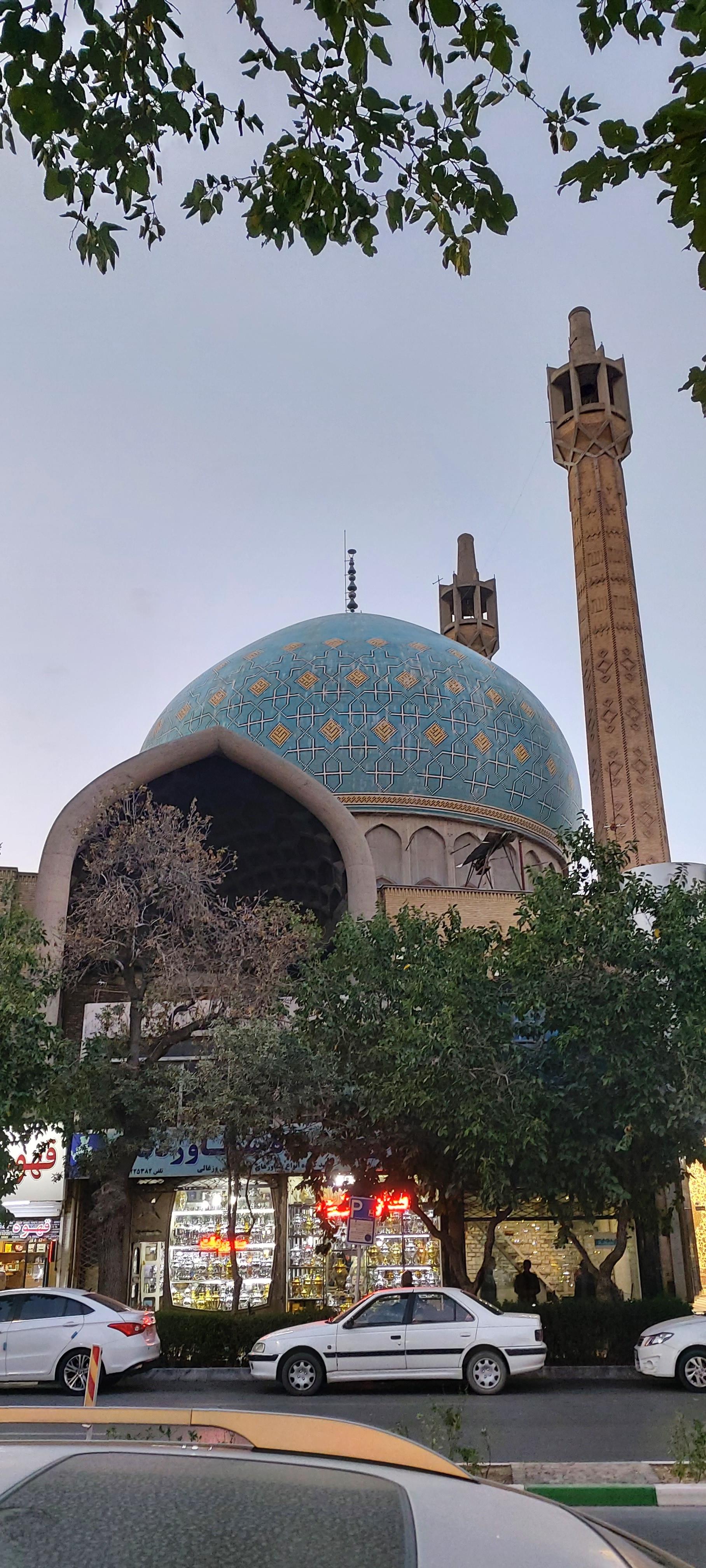 عکس مدرسه علمیه آیت اله خوئی