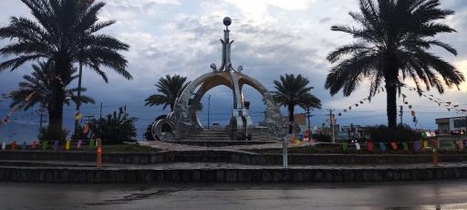 عکس میدان یادمان (استیل)