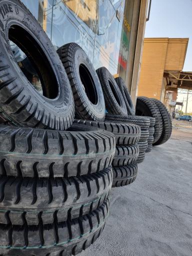 عکس فروشگاه لاستیک راستین