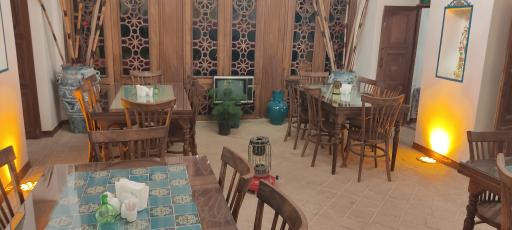 عکس عمارت مهدی قلی خان