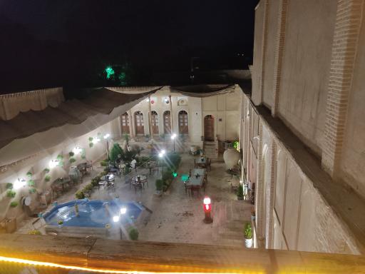 عکس عمارت مهدی قلی خان