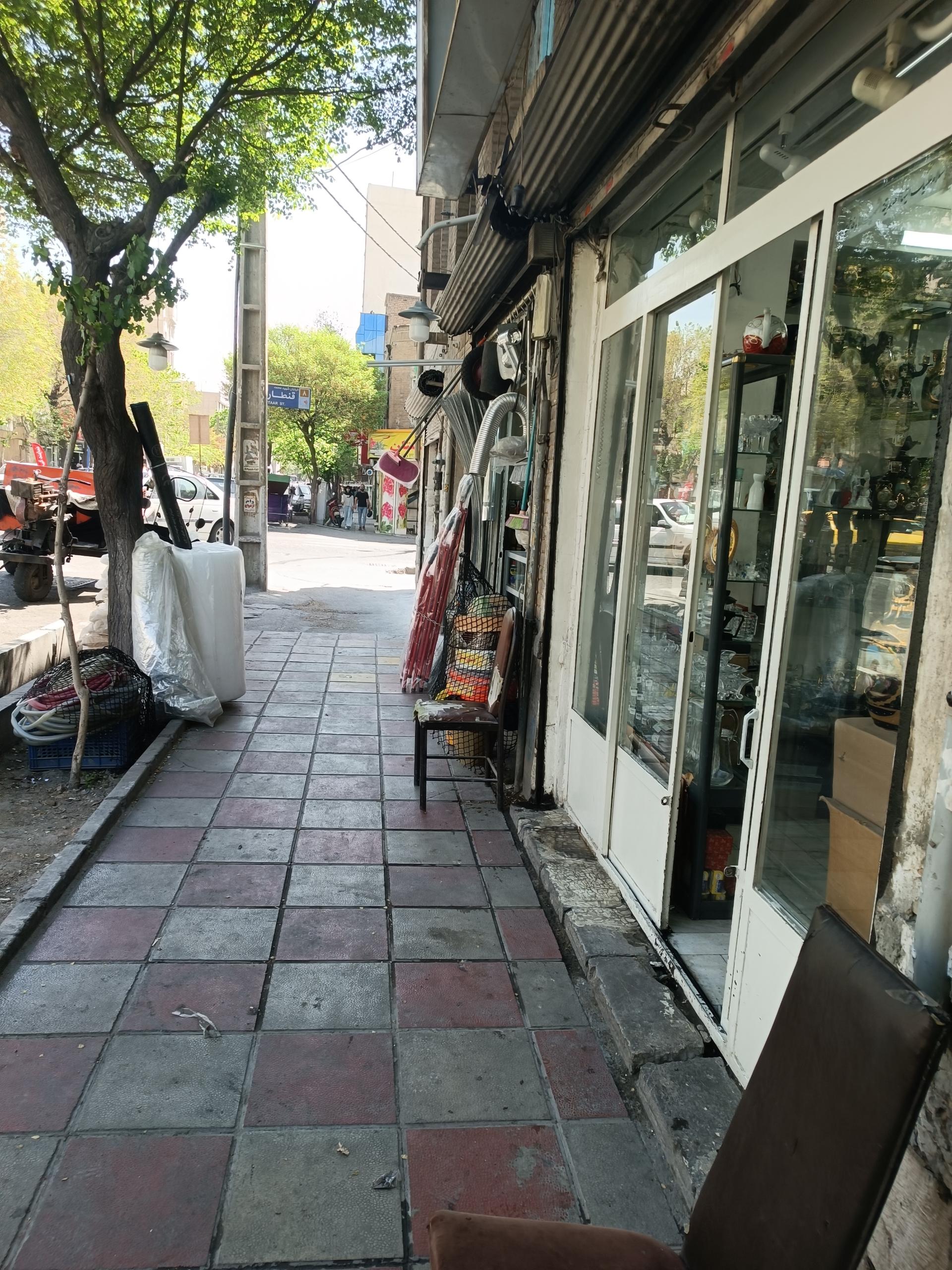 عکس ابزار فروشی 