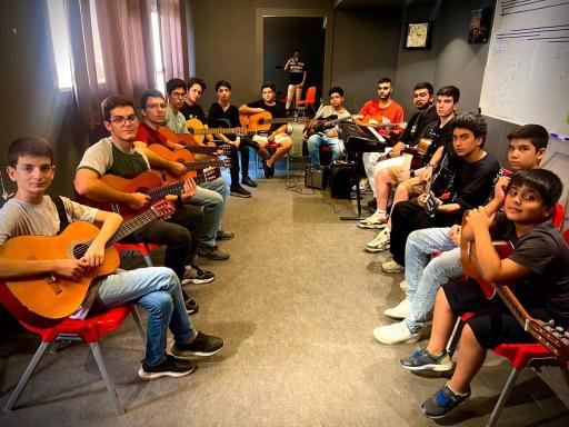 عکس آموزشگاه موسیقی ایران