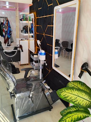 عکس پیرایش اشکان 