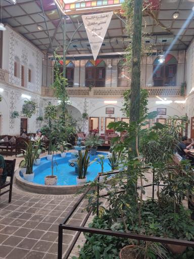 سفره خانه سنتی مظفری