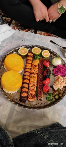 عکس سفره خانه سنتی مظفری