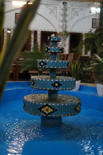 عکس سفره خانه سنتی مظفری