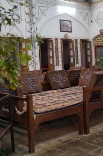 عکس سفره خانه سنتی مظفری