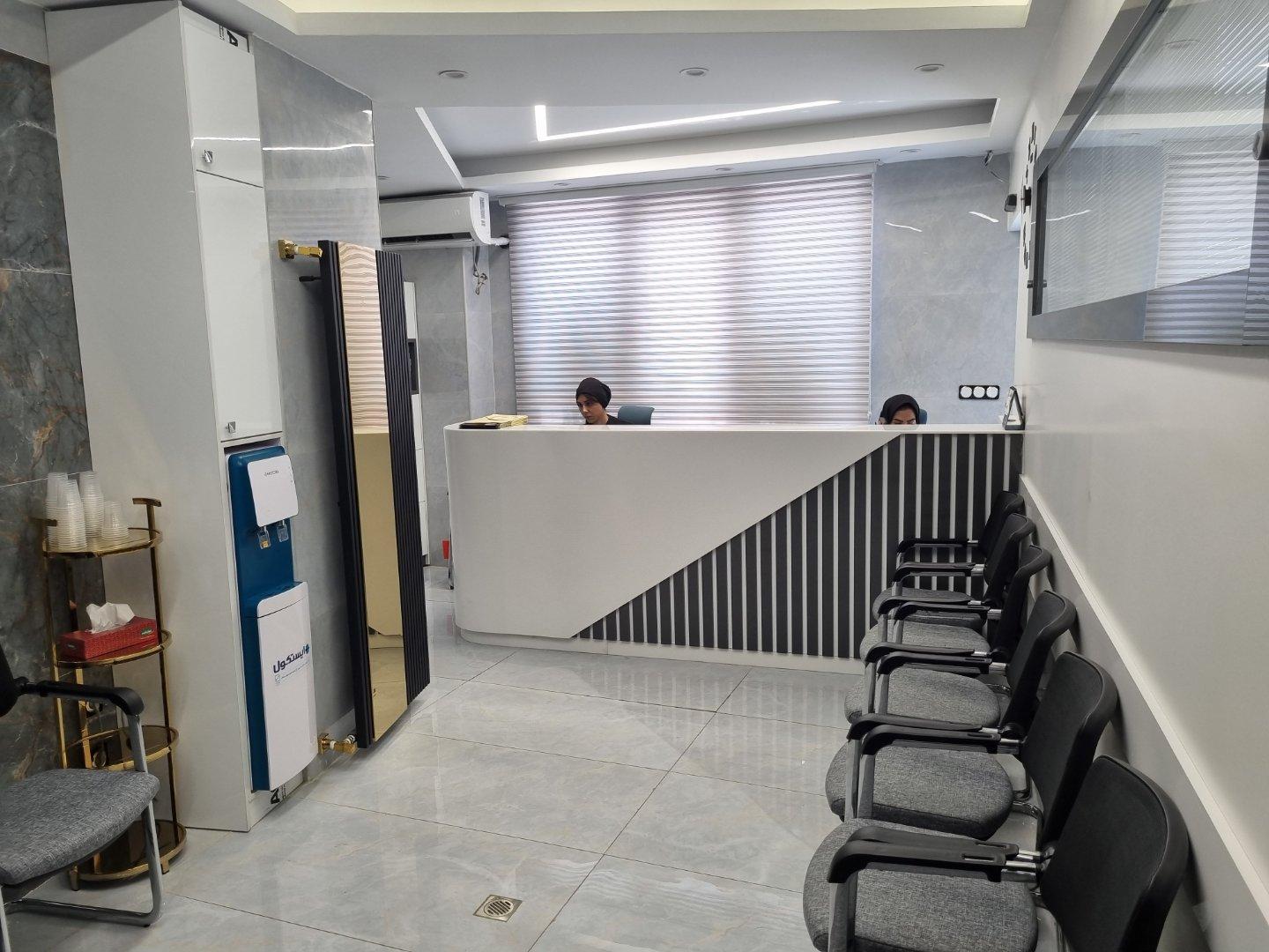 عکس دندانپزشکی تخصصی بهارستان 