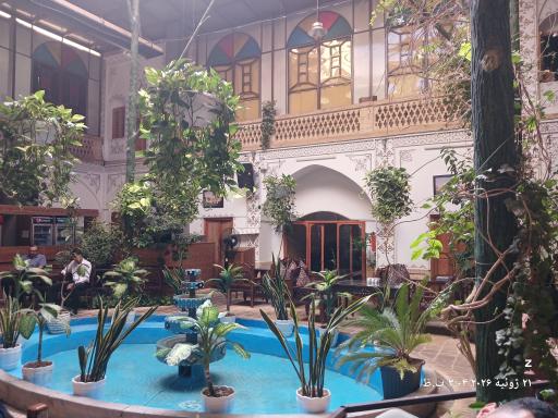 عکس سفره خانه سنتی مظفری