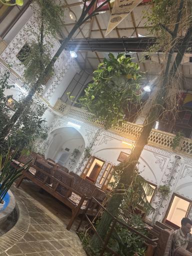 عکس سفره خانه سنتی مظفری