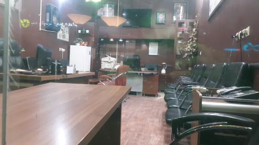 عکس مشاور املاک ۲۰