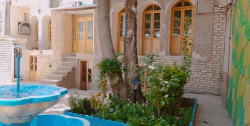 عکس عمارت سنتی نظربیگ