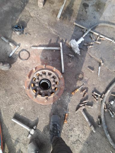 عکس خدمات تریلرمجاز