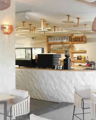 عکس کافه رستوران لانزو