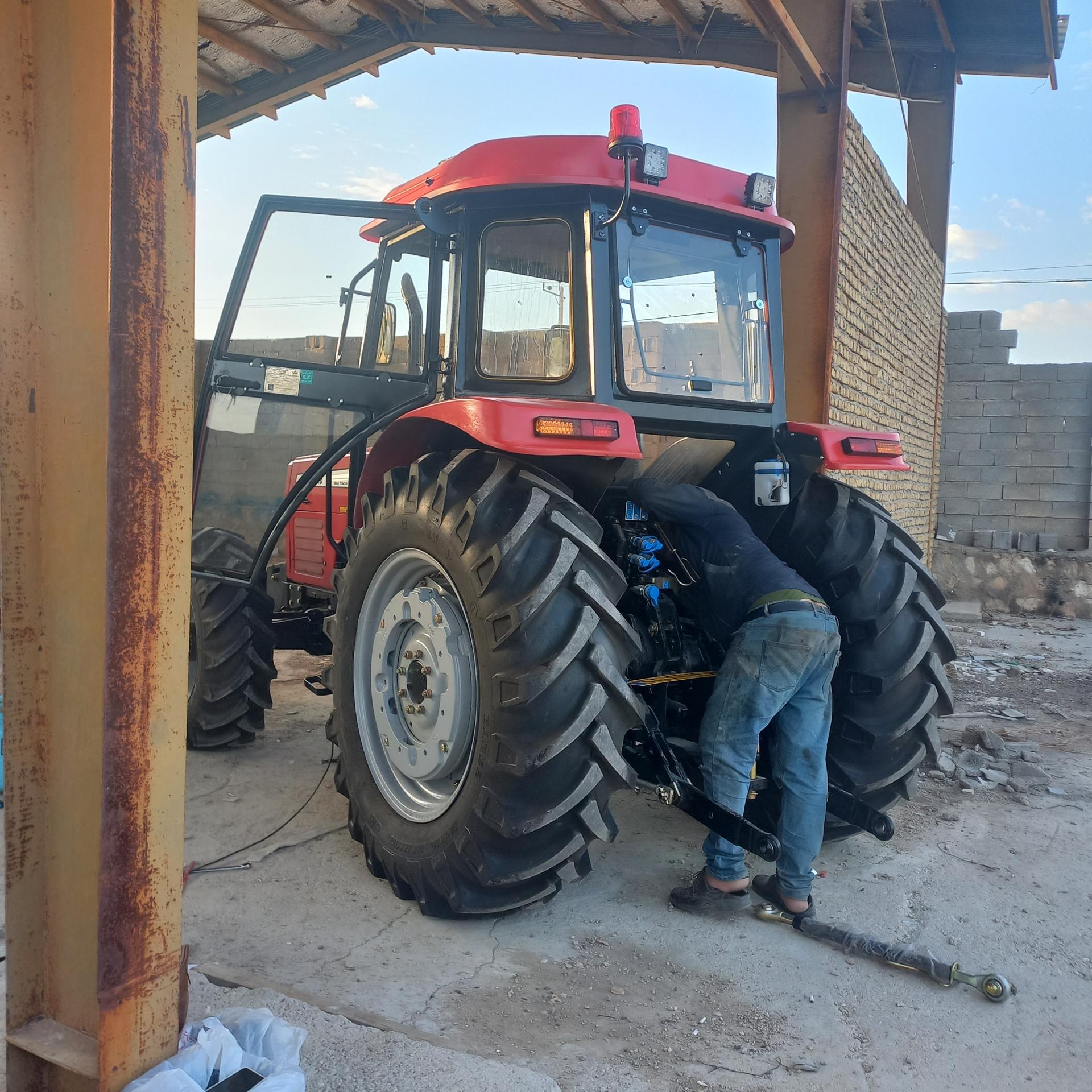 عکس نمایندگی تراکتورسازی تبریز