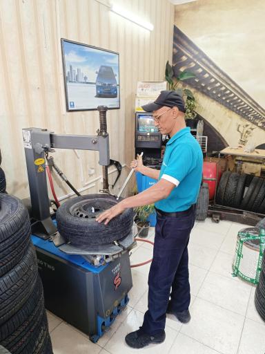 عکس فروش و خدمات لاستیک خودرو عباسی