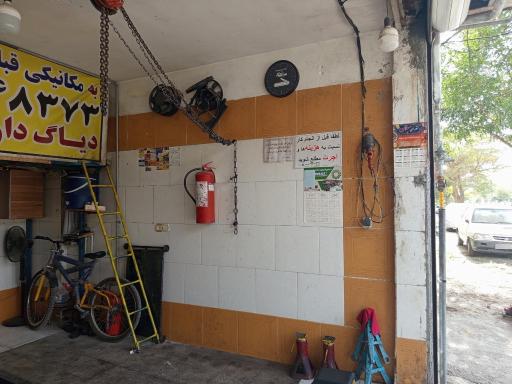عکس مکانیکی قبادی