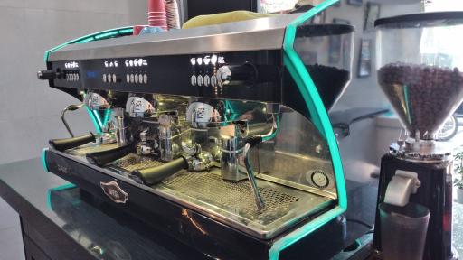 عکس کافه ایژ