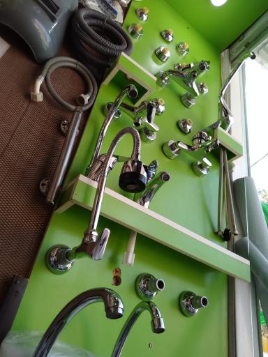 عکس لوازم ساختمانی و بهداشتی شجری 