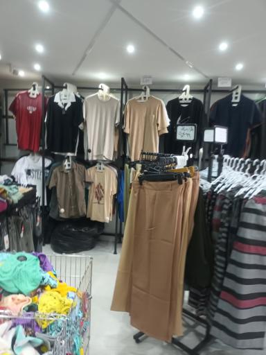 عکس ارزانسرای استار بیست