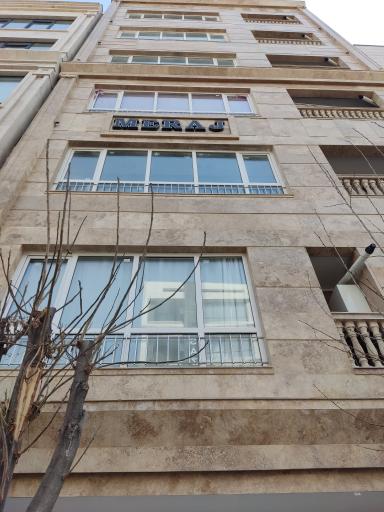 عکس ساختمان معراج 