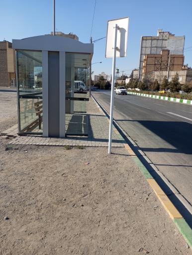 عکس ایستگاه اتوبوس چهارراه تربیت