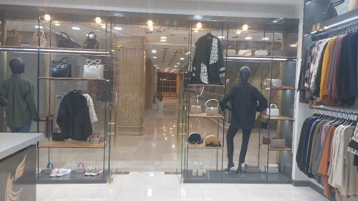 عکس مجتمع تجاری تفریحی نیلی مال لارستان