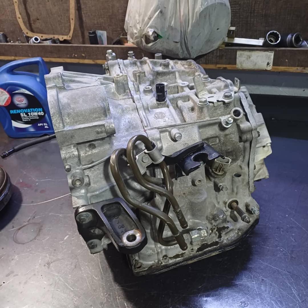 عکس تعمیرگاه گیربکس اتوماتیک کارن