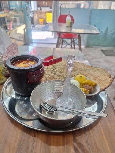 عکس جگر فروشی مهدی علی گلی و پسران